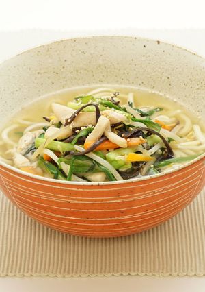 鶏肉入りにらもやしそば-レシピのメイン写真