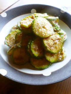 ズッキーニの胡麻和え♪-レシピのメイン写真