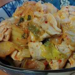 รูปของ レタス入り豚キムチ炒め