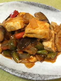 豆腐と豚肉と野菜のケチャップ煮-レシピのメイン写真