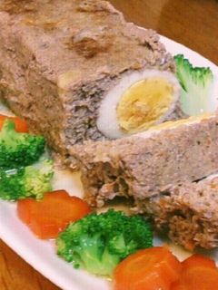 ゆで卵入りミートローフ-レシピのメイン写真