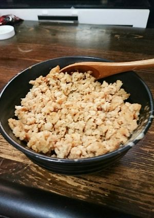 子どもが好きな鶏と豆腐の甘辛そぼろ-レシピのメイン写真