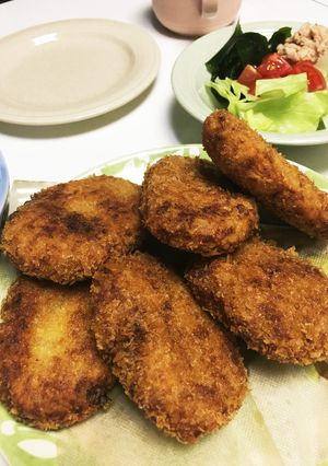 残ったおかず！変身！肉じゃがコロッケ-レシピのメイン写真