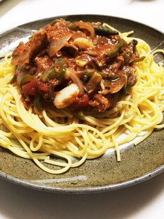 サバ味噌煮とトマト缶パスタ-レシピのメイン写真