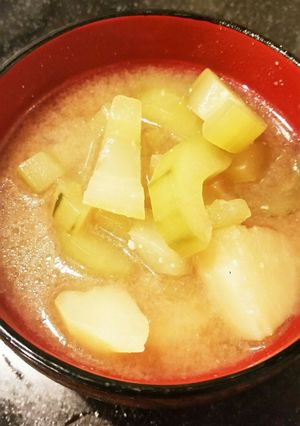 育ちすぎきゅうりの味噌汁-レシピのメイン写真