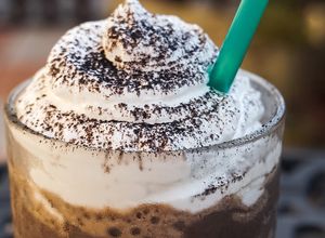 おうちカフェ☆カフェモカ風フラペチーノ-レシピのメイン写真