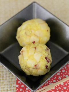 りんごとさつまいものまんまるお団子-レシピのメイン写真