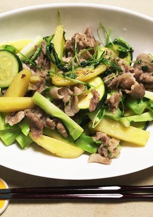 ブロッコリーの茎でたっぷり野菜炒め☆-レシピのメイン写真