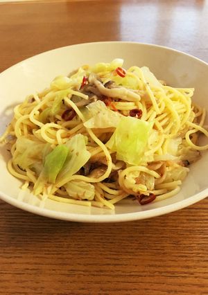 簡単♡キャベツとしめじ和風ペペロンチーノ-レシピのメイン写真