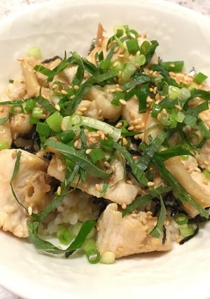 子どももパクパク♬鶏肉の梅みそ焼き丼-レシピのメイン写真