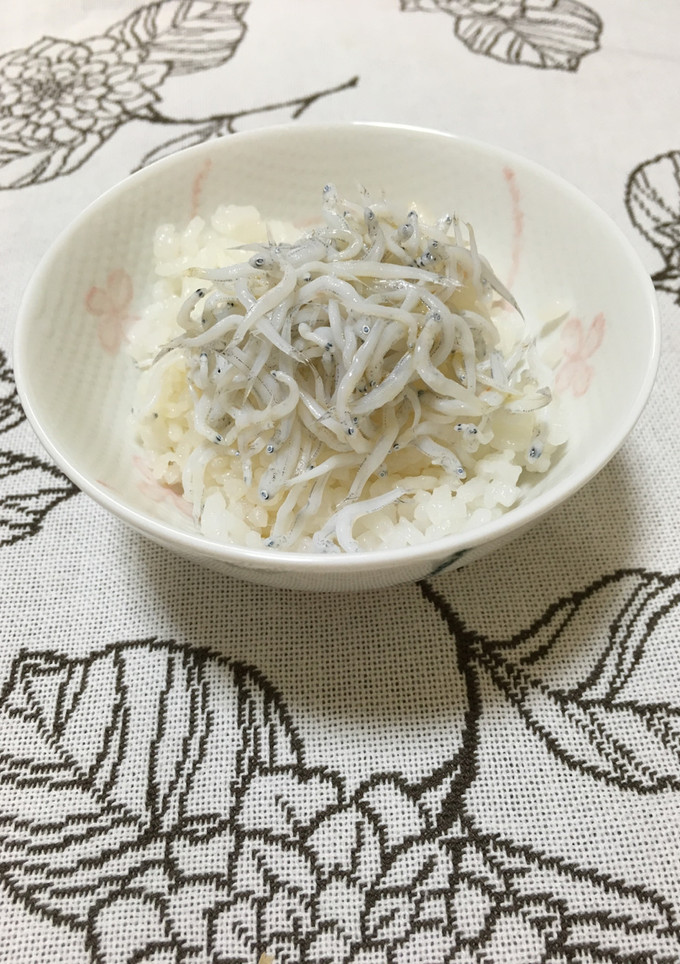 簡単！しらすゴマ油でご飯-レシピのメイン写真