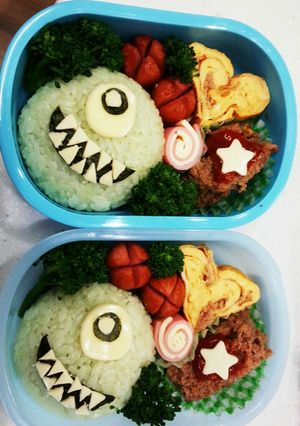 キャラ弁 マイク年長さん年少さんのお弁当-レシピのメイン写真