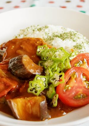 簡単♪なすとトマトで作る無水チキンカレー-レシピのメイン写真