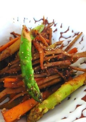 ごぼうとアスパラのみそだれカレー金平-レシピのメイン写真