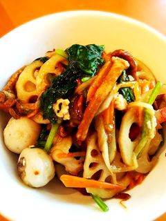 里芋と彩野菜の煮物-レシピのメイン写真