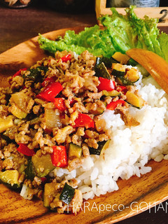ガパオ気取りの☆野菜たっぷり挽肉炒めし-レシピのメイン写真