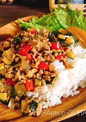 ガパオ気取りの☆野菜たっぷり挽肉炒めし-レシピのメイン写真