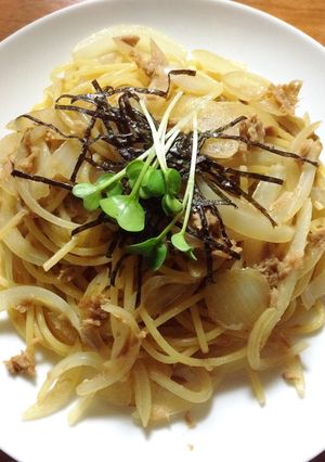 玉ねぎとツナで簡単和風パスタ-レシピのメイン写真
