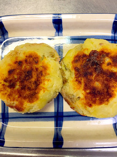 簡単なツナとチーズ入りじゃが芋コロッケ-レシピのメイン写真