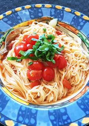 超簡単☆トマトとバジルの冷製そうめん-レシピのメイン写真