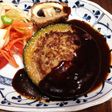 坊ちゃんかぼちゃinハンバーグ☆*:.。