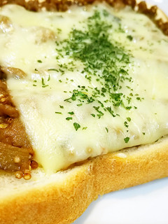キヌア肉味噌の簡単ピザトースト♪-レシピのメイン写真