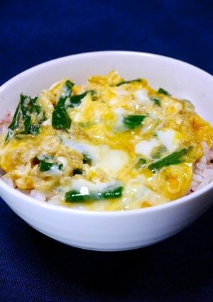 レンジで1分20秒！ニラ玉丼-レシピのメイン写真