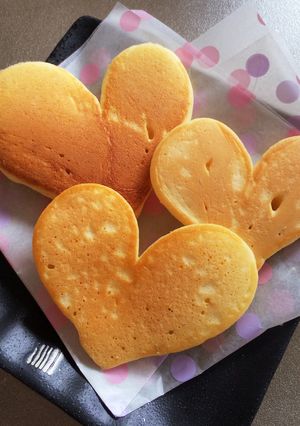簡単☆型不要 ハートのホットケーキ-レシピのメイン写真