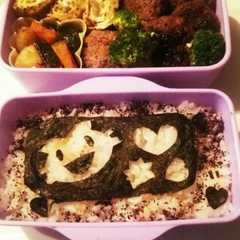 รูปของ なんちゃってキャラ弁？！海苔アート
