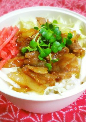 めんつゆで簡単♪豚バラ生姜焼き丼弁当-レシピのメイン写真