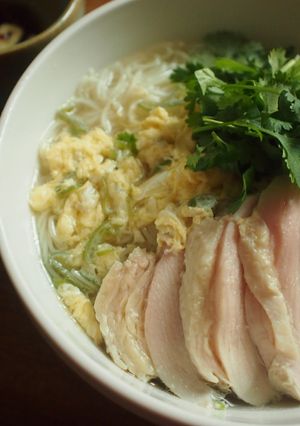 ゆで鶏のパクチーおそうめん-レシピのメイン写真