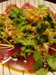 鮪と香菜のコーレーグースカルパッチョ-レシピのメイン写真