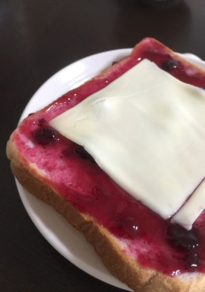 スイーツ食ぱん✴︎ブルーベリーチーズ-レシピのメイン写真
