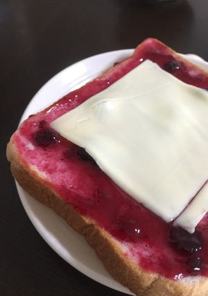 スイーツ食ぱん✴︎ブルーベリーチーズ-レシピのメイン写真
