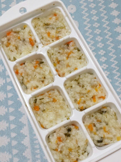 離乳食(後期)♪しらすと人参のお粥-レシピのメイン写真