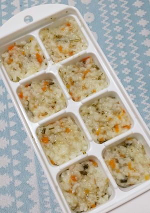 離乳食(後期)♪しらすと人参のお粥-レシピのメイン写真