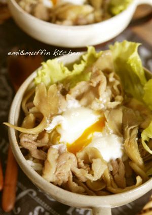 レンジで5分！きのこ豚丼-レシピのメイン写真