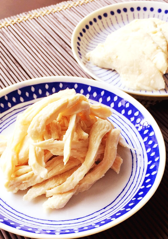 簡単節約☆レンジでしっとりやわらか蒸し鶏-レシピのメイン写真