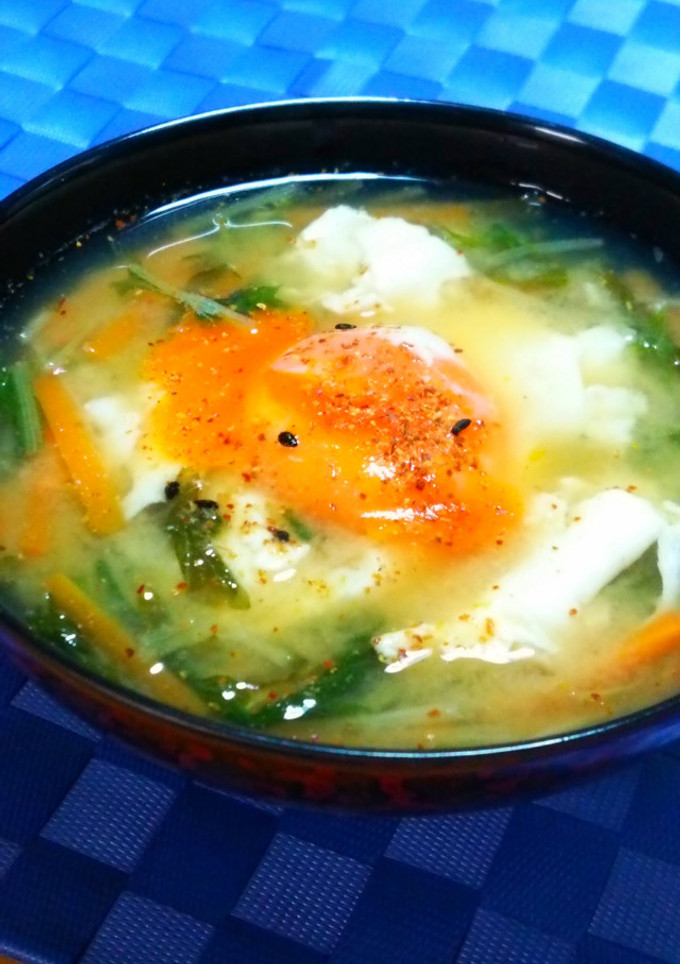 水菜と落とし卵の味噌汁-レシピのメイン写真