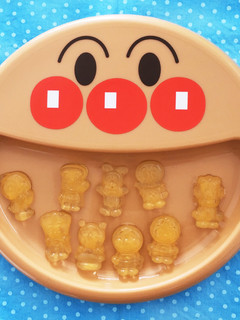 簡単話題入!手作りおやつ☆ジュースでグミ-レシピのメイン写真