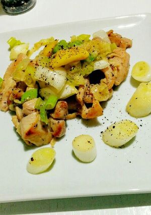 柔らかさっぱり！鳥もも肉のレモン炒め-レシピのメイン写真