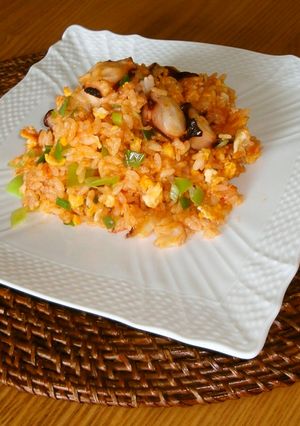 夏は生タコとパクチーで⭐エスニック炒飯-レシピのメイン写真