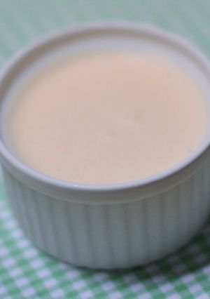 ココット皿でバニラアイスクリーム-レシピのメイン写真