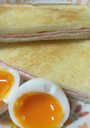 簡単！ホットサンド風ハムチーズ^ ^/-レシピのメイン写真