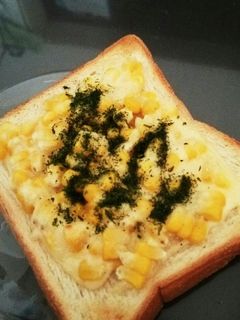 簡単!!マヨコーンチーズトースト-レシピのメイン写真