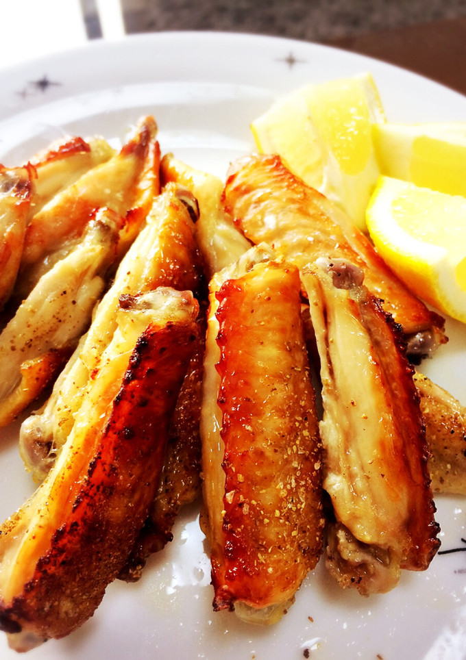 焼き鳥屋さんの味。手羽の塩焼き-レシピのメイン写真