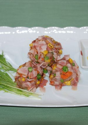 レンジで４分？時短カラフル肉団子(^^♪-レシピのメイン写真