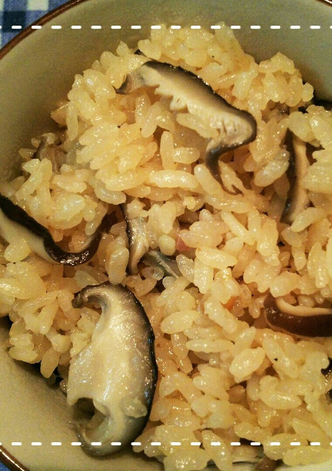 だしの素で簡単！しいたけの炊き込みご飯-レシピのメイン写真