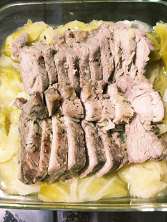豚肉とキャベツの簡単ハーブ煮-レシピのメイン写真