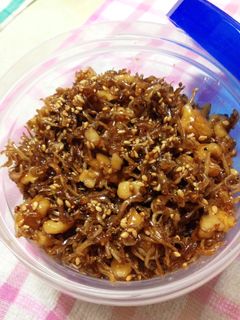 簡単♪ちりめんじゃことクルミの佃煮☆-レシピのメイン写真